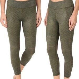 PRANA Roxanne Printed Cargo Moto Cropped Yoga Leggings